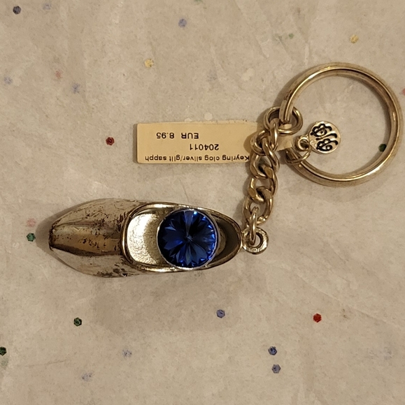 Random Keychain Set #2 - Picture 9 of 9